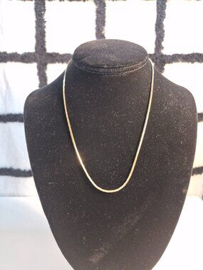 Vintage Ambassador Minimalist Gold Costume 18" Necklace